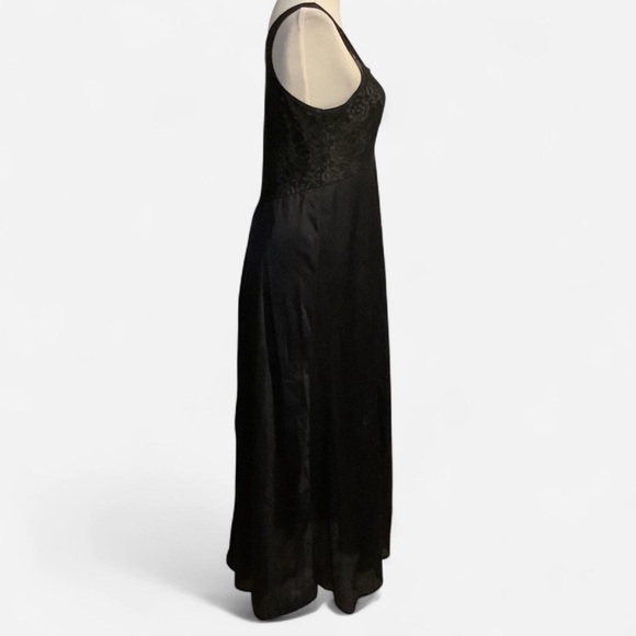 Sexy Vintage Chemise Black Lace Peek a Boo Bodice Sheer Nylon Long Gown - Picture 6 of 11